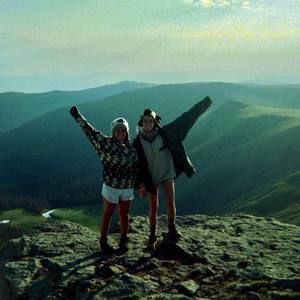 Meet your Posher, Sissy